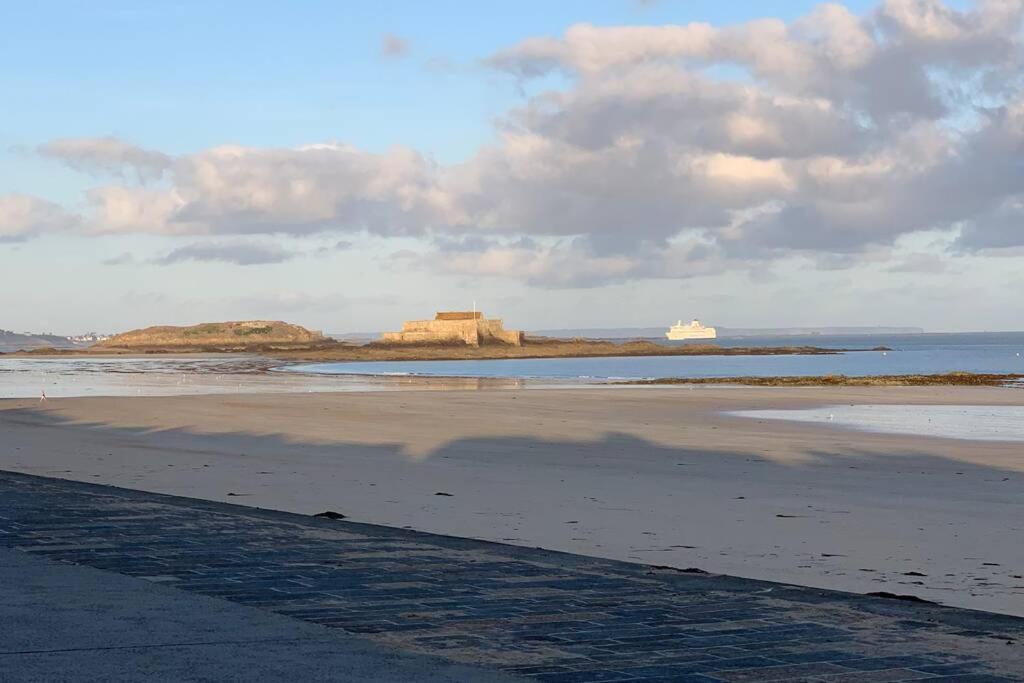 Petit Loft Saint-Malo Intra-Muros Buitenkant foto